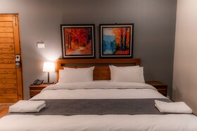 Dynasty Hotel