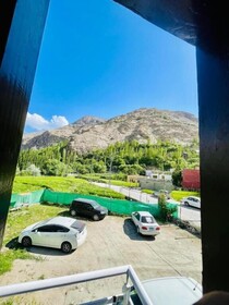 Hotel Golden Eyes & Restaurant
