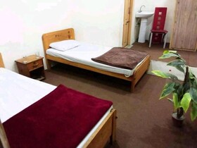 Hotel Highlander Inn