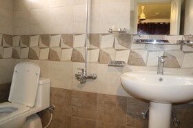Hotel Luxy