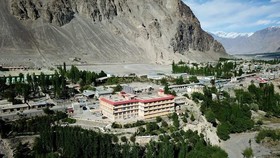 Hotel Mashabrum