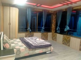 Ilyasin Guest House