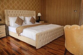 Kachura Inn Hotel