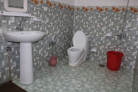 Kachura Inn Hotel