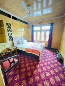 Laal Haveli