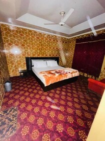 Laal Haveli
