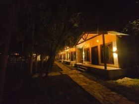 Maple Resorts
