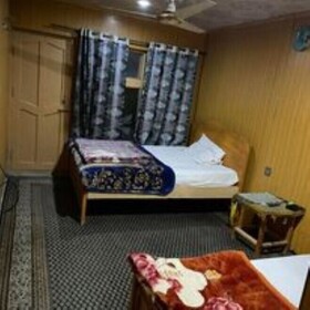 Paradise City Hotel & Restaurant