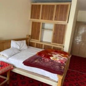 Paradise City Hotel & Restaurant