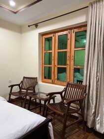 Wazir Guest House