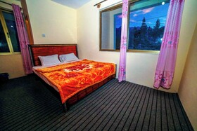 Yak Sarai Hotel