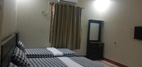 Hotel Serina Inn