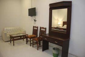 Pakistan Club Inn