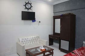 Pakistan Club Inn