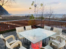 Betab Sahil Hotel & Restaurant