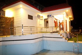 Burj Al Swat Hotel