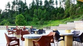 Crown Palace Hotel And Restaurant