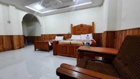 Four Star Hotel & Restaurant