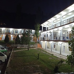 Four Star Hotel & Restaurant