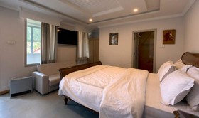Gawalmandi Serenity Hotel