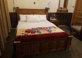 Greens Hotel Kalam