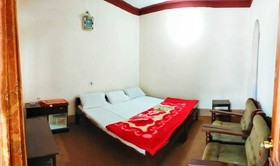 Hotel Zarin Palace