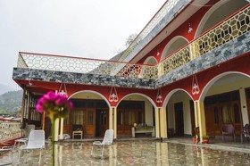 Hotel Zarin Palace