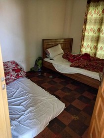 Kashmir Inn Guest House