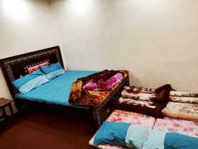 Kashmir Inn Guest House