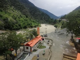 Khans Royal Cottage Bahrain Swat