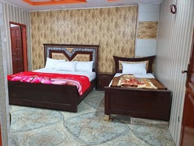Madina Tower Hotel & Restaurant