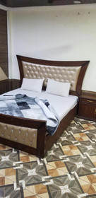 Madina Tower Hotel & Restaurant