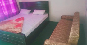 Royal Cottage Hotel And Restaurant