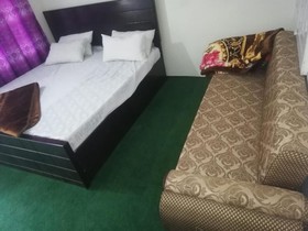 Royal Cottage Hotel And Restaurant