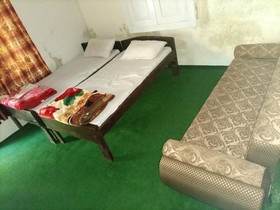 Royal Cottage Hotel And Restaurant
