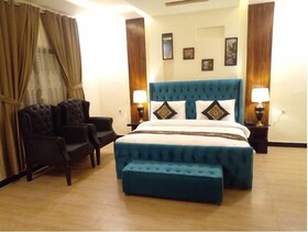 The Corporate Lodges Hotel