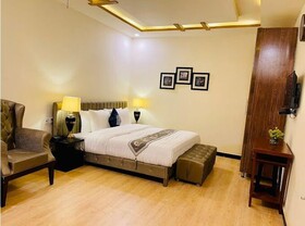 The Corporate Lodges Hotel