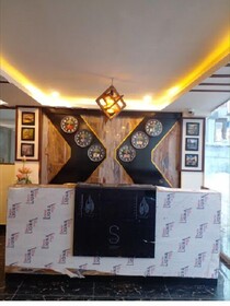 The Corporate Lodges Hotel