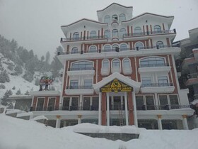 The Corporate Lodges Hotel