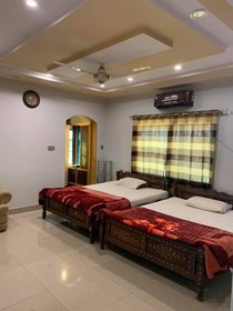 Ghosia Guest House