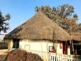 Ghosia Guest House
