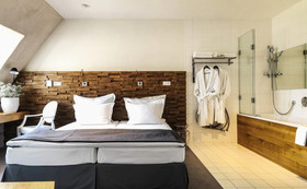 HOT_elarnia & SPA