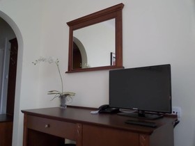 Astoria Romantica