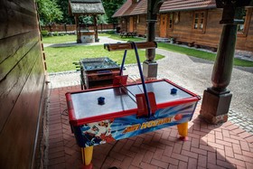 Hotel Dworek Wapionka