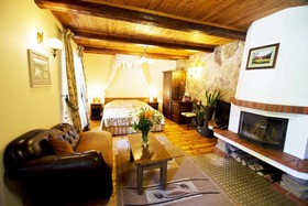 Hotel Dworek Wapionka