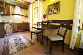 Hotel Dworek Wapionka