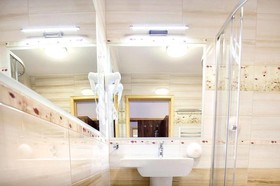 Hotel Dworek Wapionka