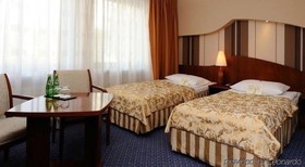 City Hotel