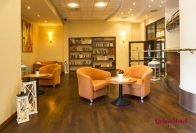 Qubus Hotel Glogów