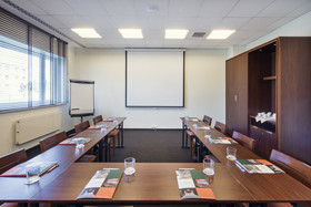 DeSilva Inn Katowice Airport